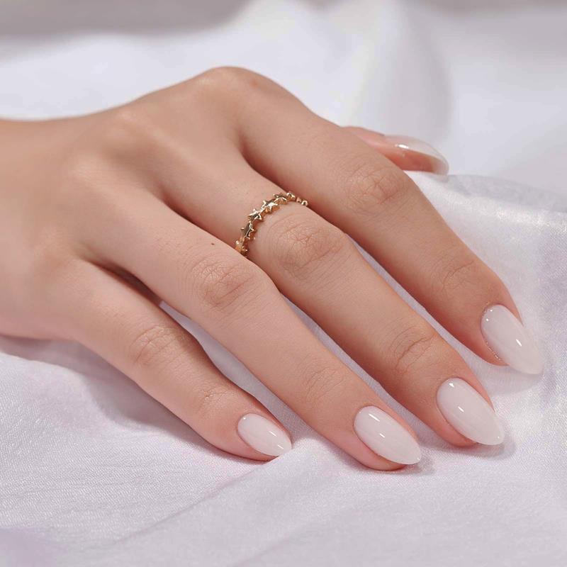 Cream Puff Almond Nails - Press On Nails Nail Pop Studio