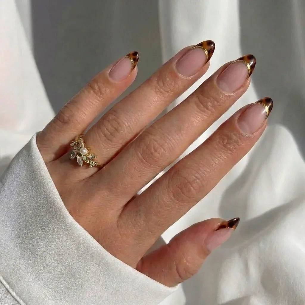 hf_20260331_044006_00e3290c-cf36-43c2-b629-f05b043208c2 - Nail Pop Studio