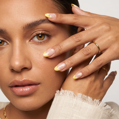 Daisy Dreams - Short Almond
